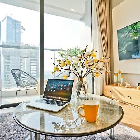 Hi-Home Suites - Vinhomes Metropolis Hanoi Bagian luar foto