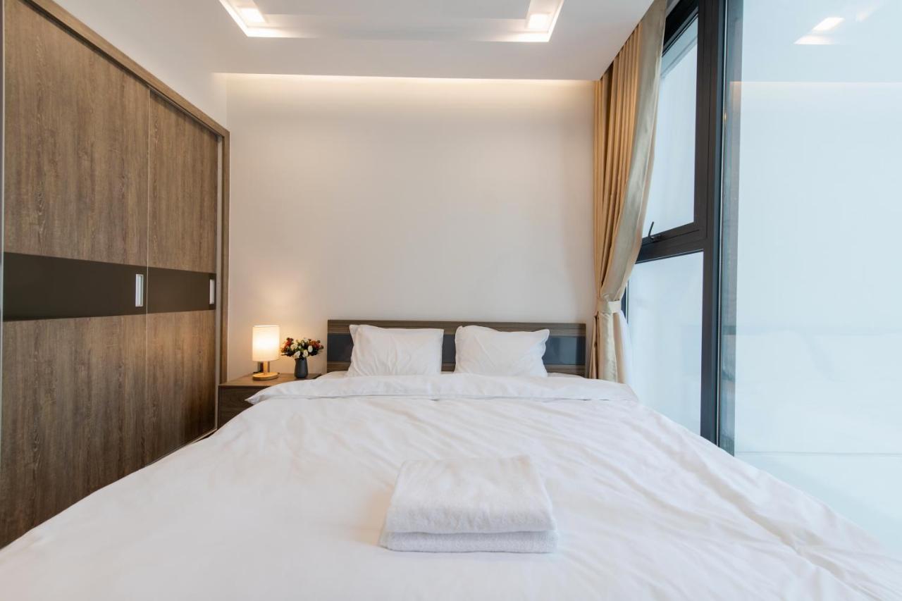 Hi-Home Suites - Vinhomes Metropolis Hanoi Bagian luar foto