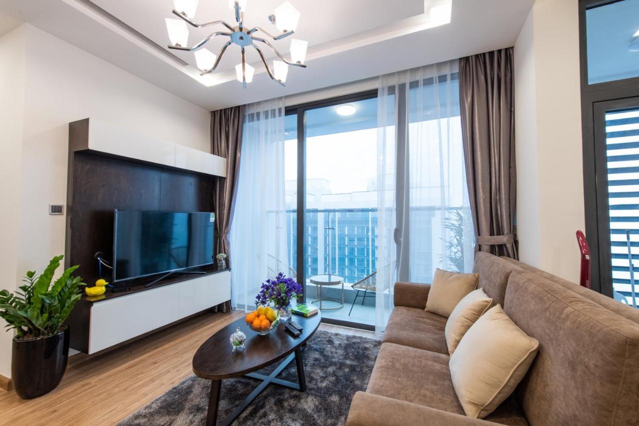 Hi-Home Suites - Vinhomes Metropolis Hanoi Bagian luar foto