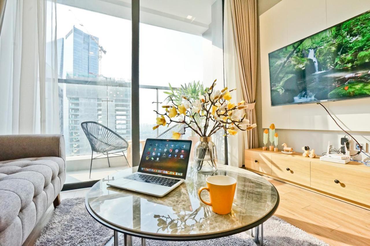 Hi-Home Suites - Vinhomes Metropolis Hanoi Bagian luar foto