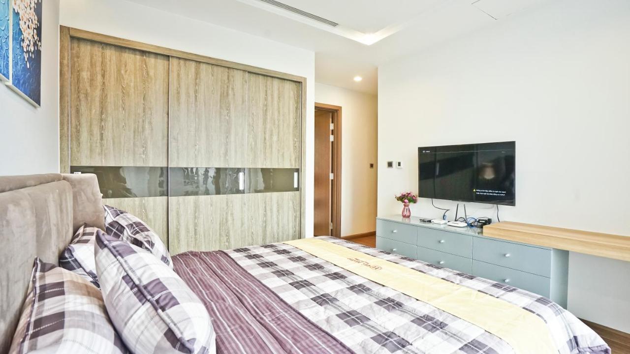 Hi-Home Suites - Vinhomes Metropolis Hanoi Bagian luar foto