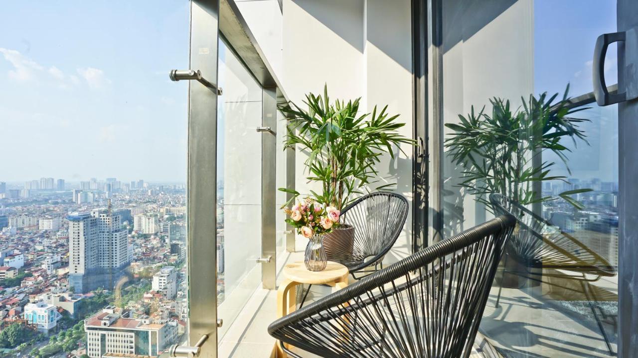 Hi-Home Suites - Vinhomes Metropolis Hanoi Bagian luar foto